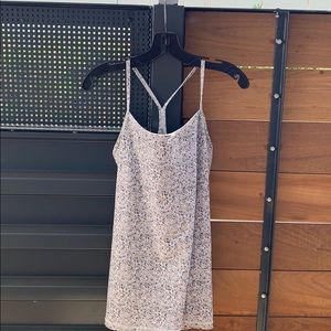 Lululemon Y tank size 10
